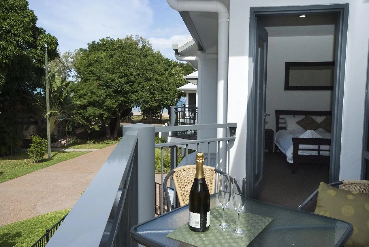 Woodville Beach Townhouse 5 Arcadia